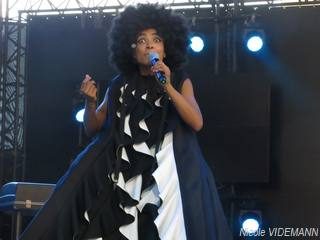 Esperanza-Spalding-1_JAV_09072016_NV