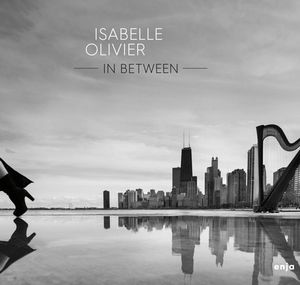 couverture de l'album In Between d'Isabelle Olivier