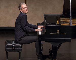 le pianiste Brad Mehldau dans la saison 2018/19 à l'Auditorium de Lyon