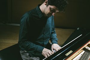 Le pianiste Enrico Zanessi présente l'album "Blend Pages"