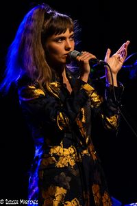 La chanteuse Camille Bertault à Ecully, photo de Didier Martinez